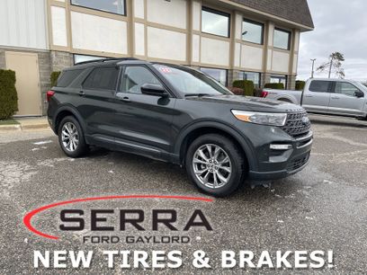Certified 2022 Ford Explorer XLT w/ Equipment Group 202A