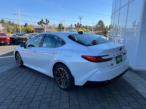 New 2026 Toyota Camry XLE image 3