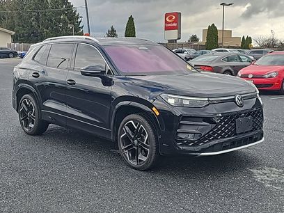 Used 2025 Volkswagen Tiguan SEL R-Line