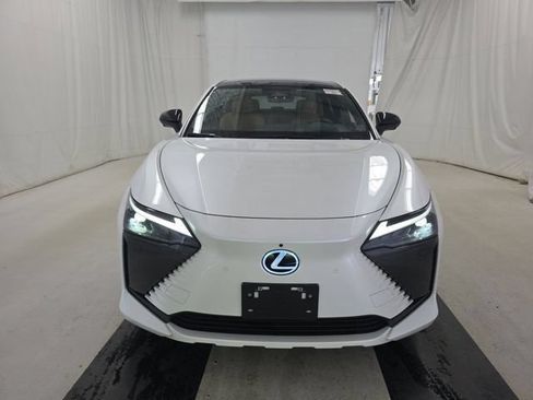 Used 2023 Lexus RZ 450e Premium w/ Technology Package AWD/4WD image 2