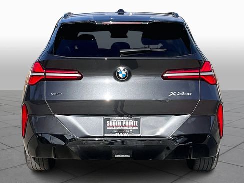 Used 2025 BMW X3 xDrive30i image 4