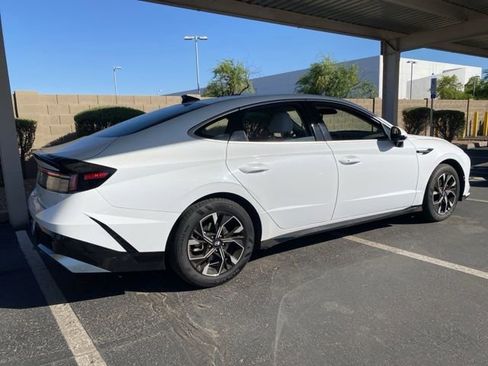 Used 2025 Hyundai Sonata SEL FWD image 3