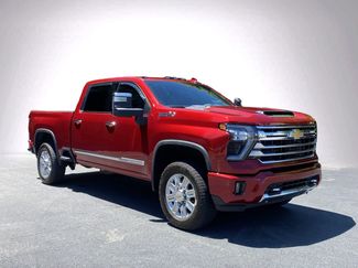 Used 2024 Chevrolet Silverado 2500 High Country w/ Technology Package AWD/4WD video 2