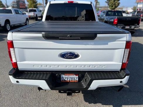 Used 2019 Ford F250 Lariat w/ Lariat Ultimate Package image 25