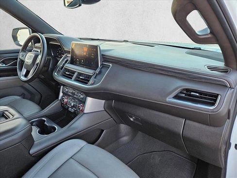 Used 2023 GMC Yukon SLT image 23