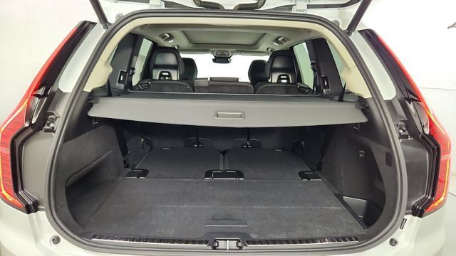 New 2026 Volvo XC90 T8 Core w/ Protection Package Premier AWD/4WD image 42