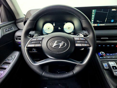 Used 2024 Hyundai Palisade Limited image 18