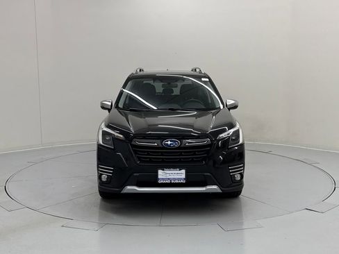 Used 2022 Subaru Forester Touring image 8