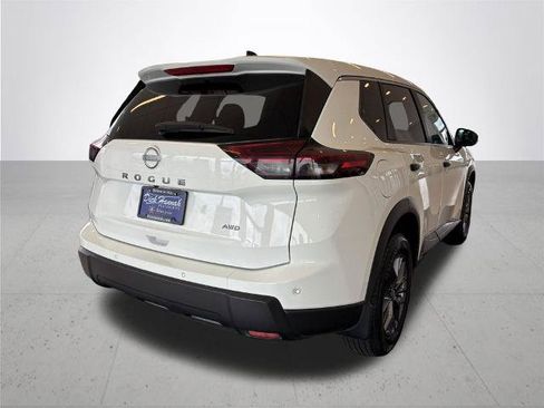 Certified 2025 Nissan Rogue S AWD/4WD image 8