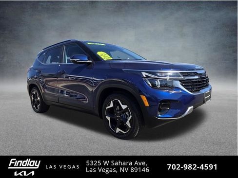 Used 2024 Kia Seltos EX FWD image 3
