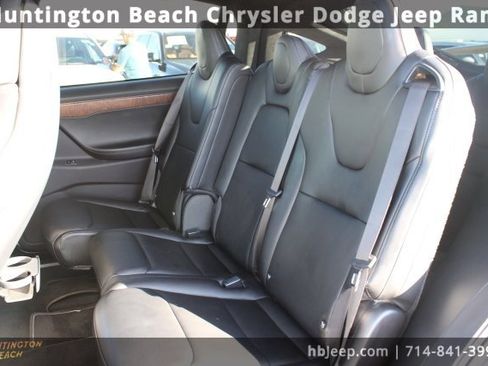 Used 2019 Tesla Model X Performance image 32