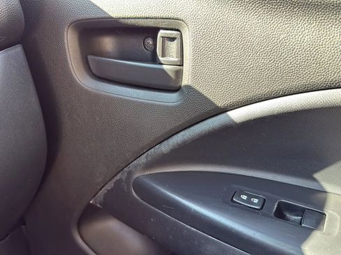 Used 2021 Mitsubishi Mirage LE image 38