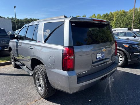 Used 2020 Chevrolet Tahoe LT w/ Off-Road Package AWD/4WD image 11