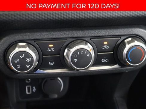 New 2025 Nissan Kicks Play S image 16