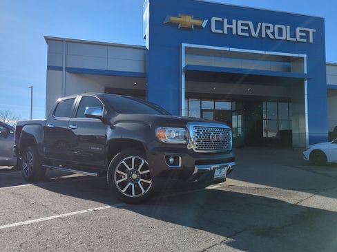 Used 2020 GMC Canyon Denali image 1