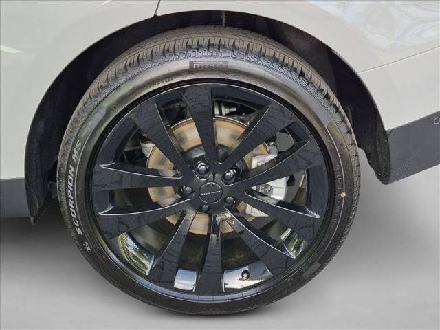 New 2026 Land Rover Range Rover Sport SE AWD/4WD image 9