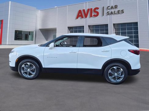 Used 2025 Chevrolet Blazer LT FWD image 10
