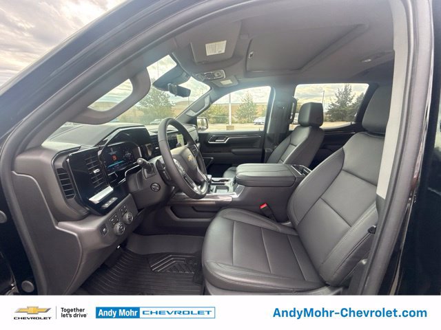 New 2026 Chevrolet Silverado 1500 LTZ w/ LTZ Premium Package AWD/4WD image 19