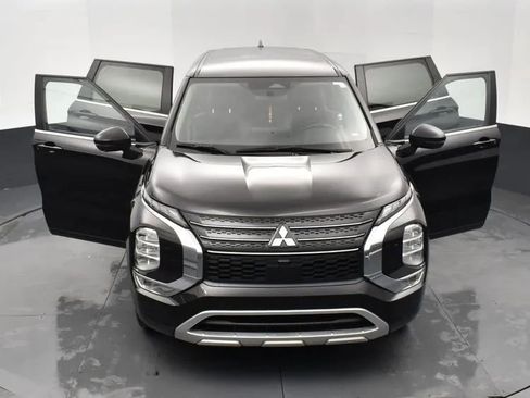 Used 2024 Mitsubishi Outlander Ralliart image 10