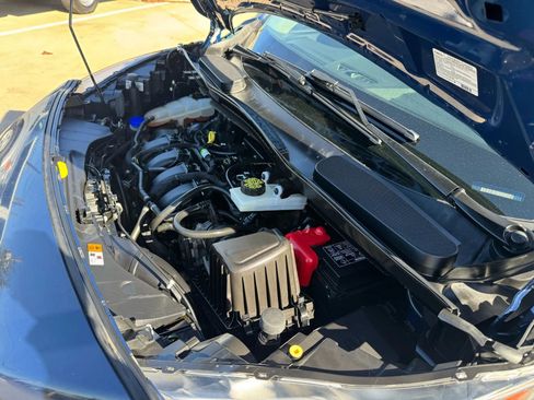 Used 2020 Ford Transit Connect XL image 17