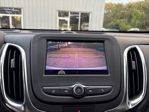 Used 2021 Chevrolet Equinox LT image 21