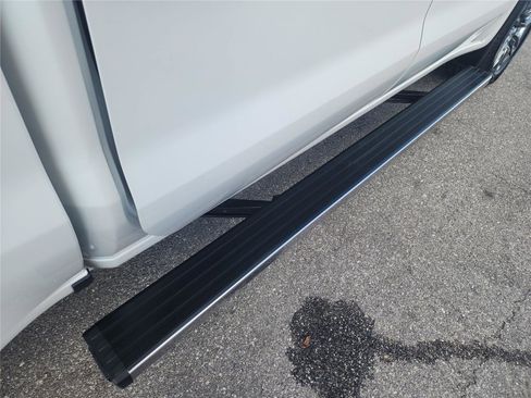 Used 2024 GMC Sierra 1500 Denali Ultimate image 27