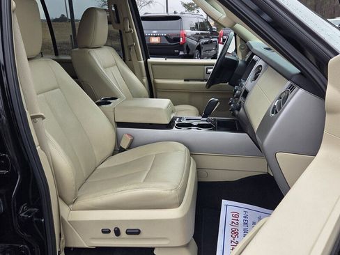 Used 2017 Ford Expedition Limited w/ Equipment Group 301A image 16