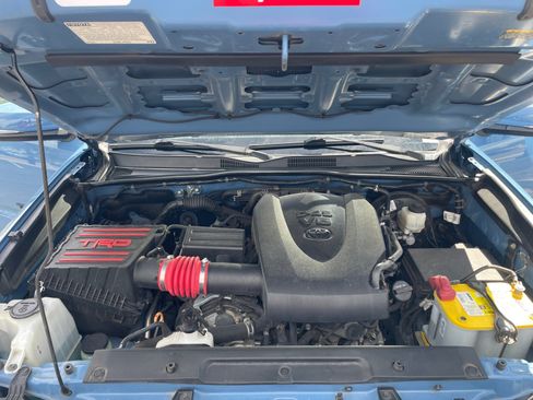 Used 2019 Toyota Tacoma TRD Sport w/ Technology Package RWD image 22
