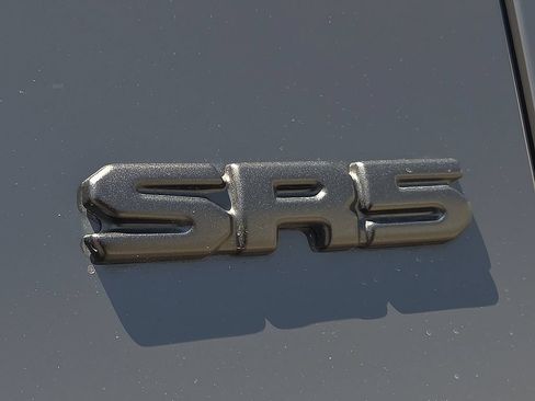 Certified 2026 Toyota Tacoma SR5 AWD/4WD image 11