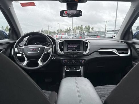 Used 2023 GMC Terrain SLE w/ Driver Convenience Package AWD/4WD image 19