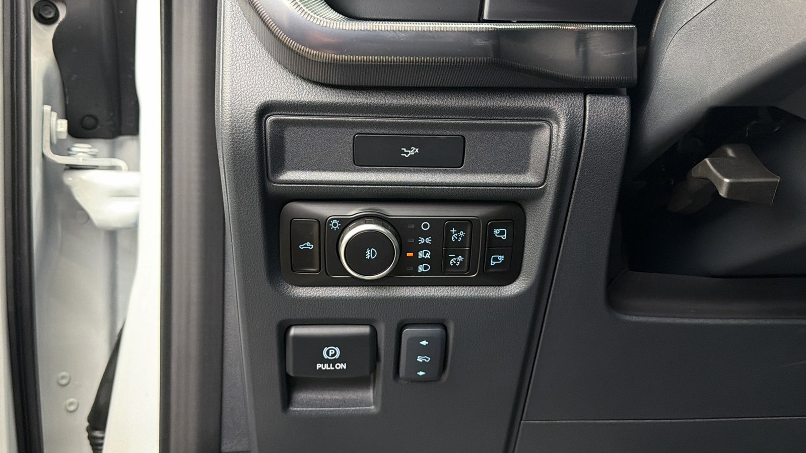 Used 2026 Ford F150 Lariat AWD/4WD image 23