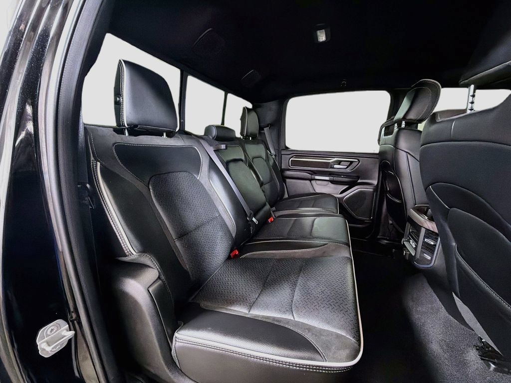 Used 2025 RAM 1500 Laramie w/ Sport Appearance Package AWD/4WD image 29