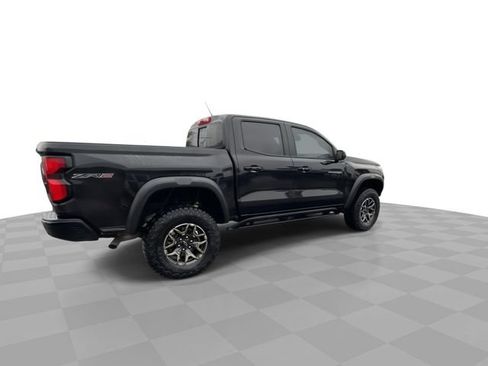 Certified 2025 Chevrolet Colorado ZR2 w/ Technology Package AWD/4WD image 2