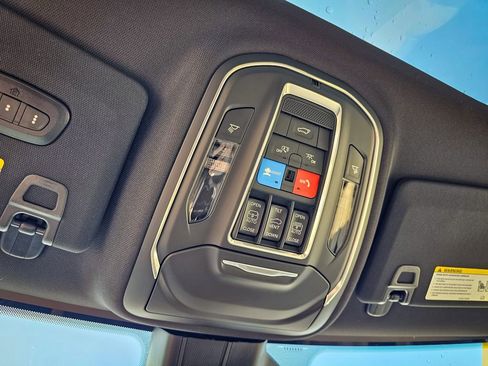 New 2026 Jeep Grand Cherokee L Limited AWD/4WD image 26
