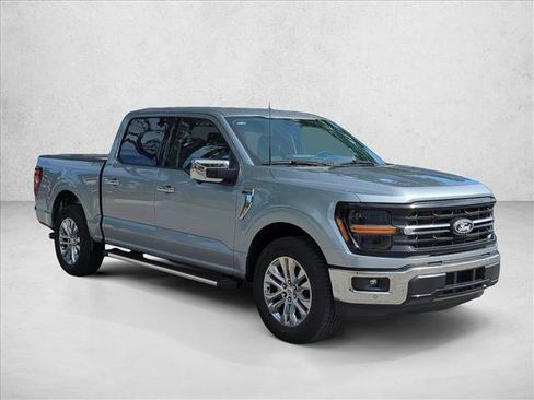 New 2025 Ford F150 XLT w/ Equipment Group 302A MID image 7