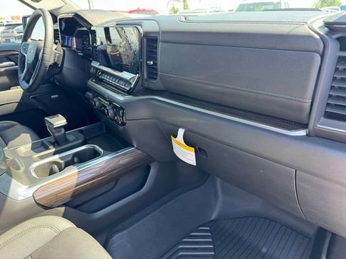 Certified 2026 Chevrolet Silverado 1500 LT Trail Boss w/ LT Trail Boss Premium Package AWD/4WD image 7
