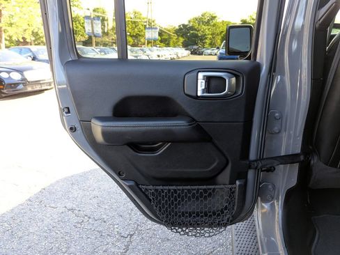 Used 2020 Jeep Wrangler Unlimited Sahara AWD/4WD image 36