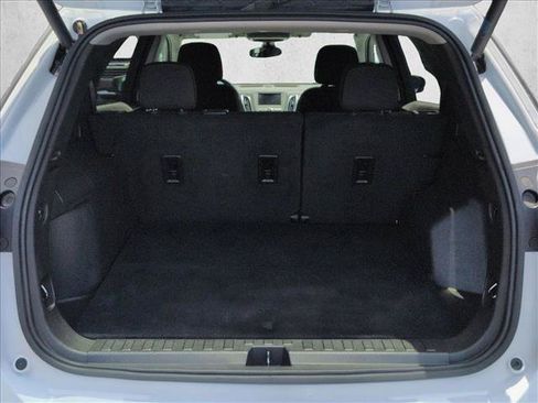 Used 2024 Chevrolet Equinox LT AWD/4WD image 6
