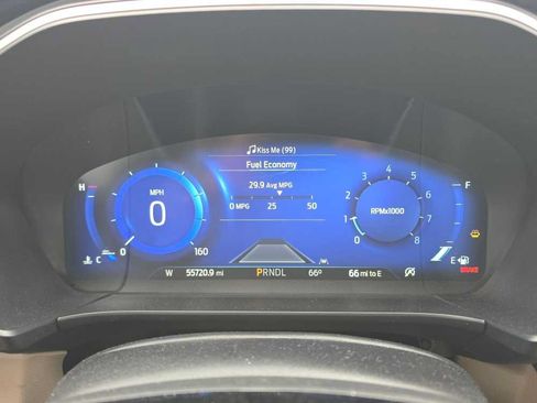 Used 2022 Ford Escape SEL w/ Technology Package FWD image 14