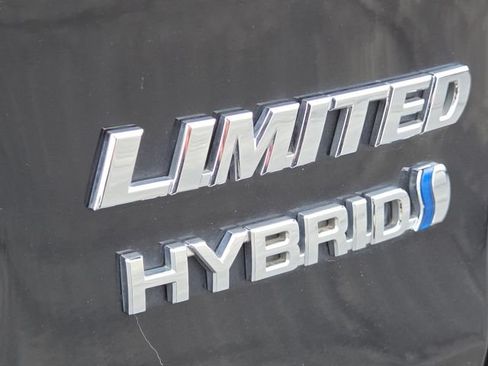 Used 2024 Toyota RAV4 Limited AWD/4WD image 10