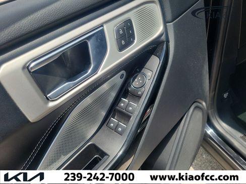 Used 2021 Ford Explorer ST w/ Equipment Group 401A AWD/4WD image 22