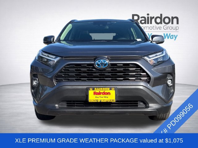 Used 2023 Toyota RAV4 XLE Premium AWD/4WD image 2