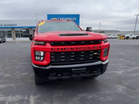 Used 2021 Chevrolet Silverado 2500 Custom w/ Custom Value Package AWD/4WD image 3