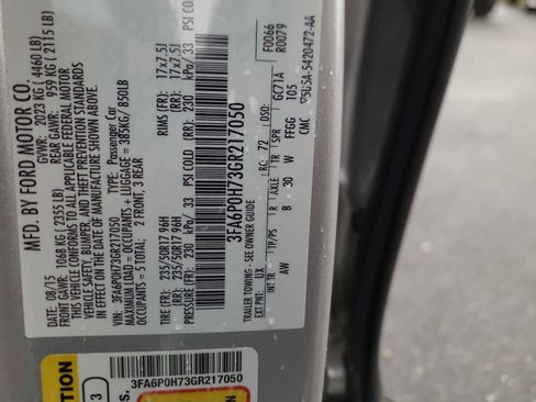 Used 2016 Ford Fusion SE FWD image 29