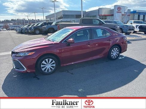 Certified 2022 Toyota Camry LE image 14