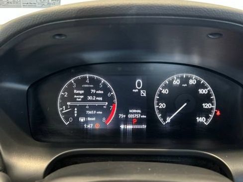 Used 2024 Honda HR-V LX image 13