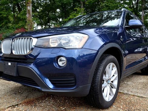 Used 2017 BMW X3 xDrive28i image 2