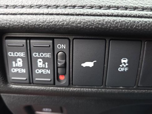 Used 2025 Honda Odyssey Sport-L image 34