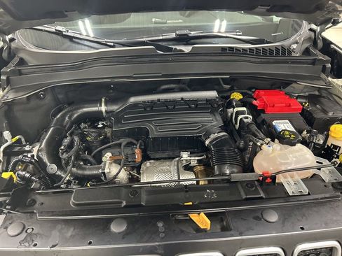 Used 2022 Jeep Renegade Latitude w/ Convenience Group image 26