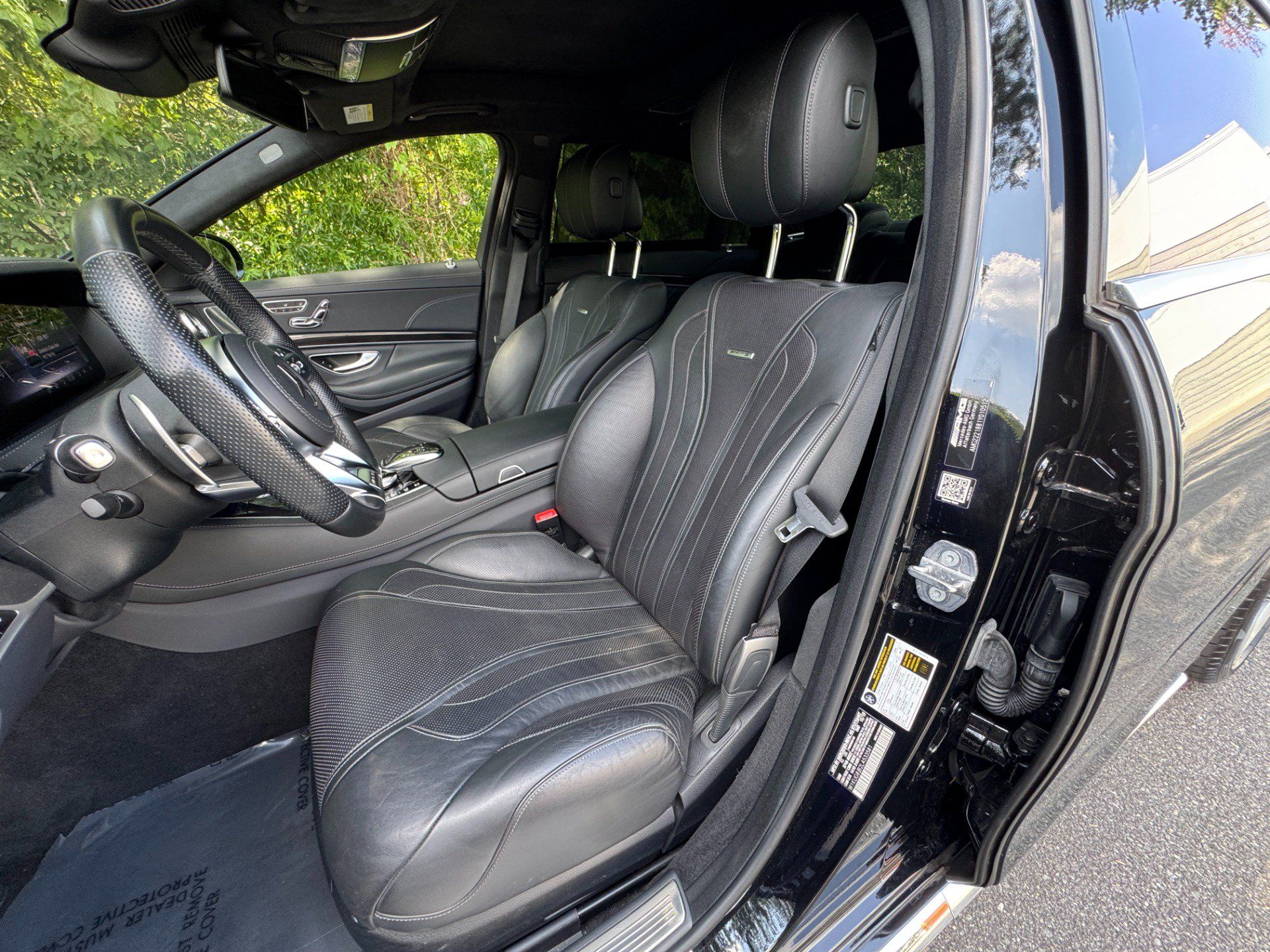 Used 2020 Mercedes-Benz S 63 AMG 4MATIC Sedan image 29